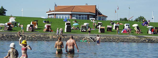 Der Strand von Büsumer Deichhausen an der Nordsee